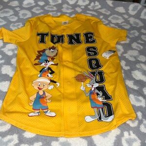 Rue 21 looney tunes jersey